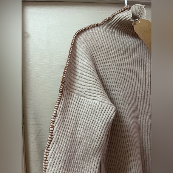 Listicle Cozy Beige Unique High Neck Long Sleeve Sweater Size Small - Picture 3 of 9